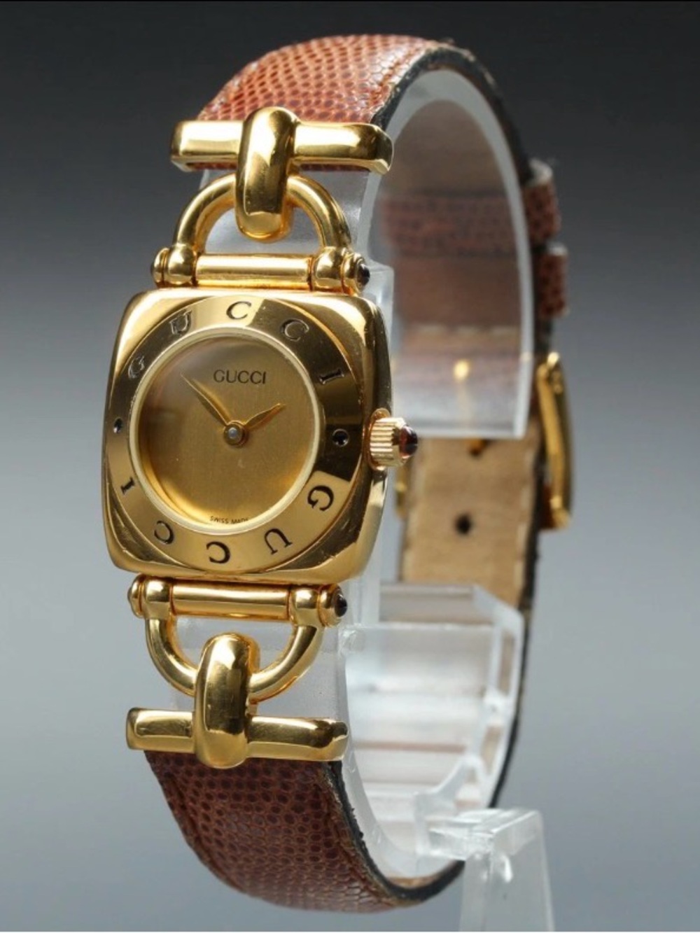 Authentic! Vintage Gucci Gold-Tone Women's Wristwatch with Brown Leather Strap